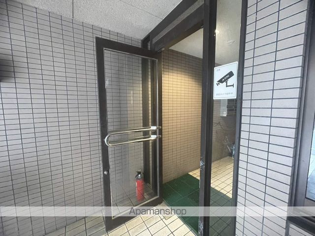 アペックス免出の玄関写真