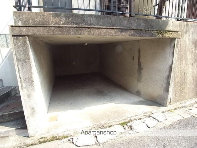 地下鉄烏丸線 鞍馬口駅 徒歩7分 2階建 築57年の外観写真