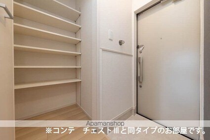 ヴィラバース[1LDK/42.59m2]の玄関
