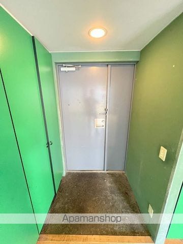 グラスホッパーの内装写真