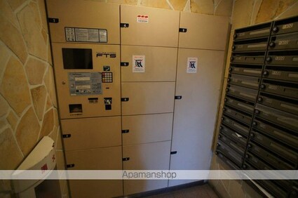 グランカーサ新宿御苑[1R/27.87m2]の共用部5
