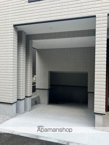 detached 東京都中野区野方１丁目4-7

地図を見る