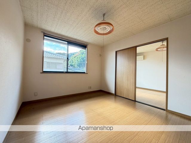 グランディール装束の内装写真