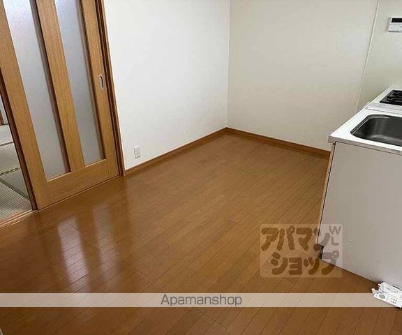 樫原釘貫貸家の内装写真