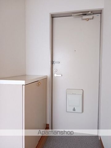 フラワーニュータウンの内装写真