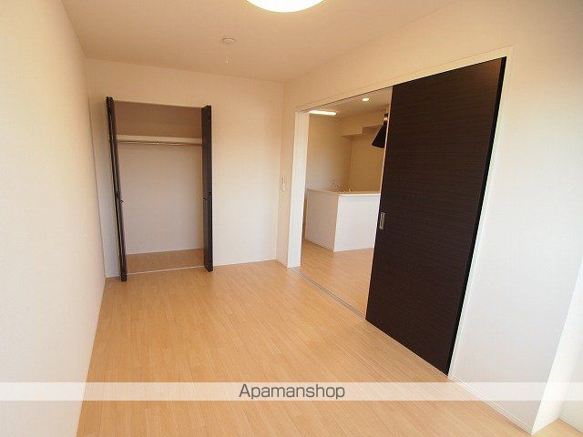 高尾崎 NEW TOWN La・Terre Cの内装写真