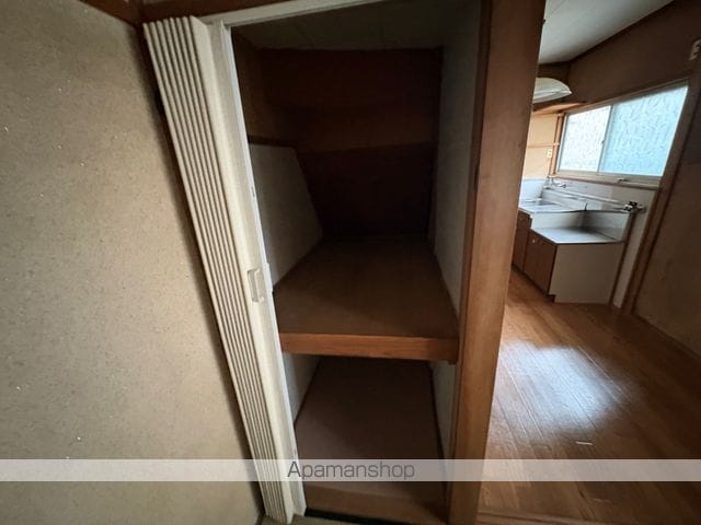 寝屋川市 2階建 築53年の内装写真
