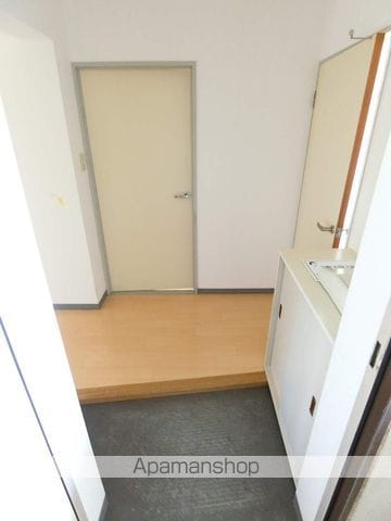 ガーデン葉月IIIの内装写真