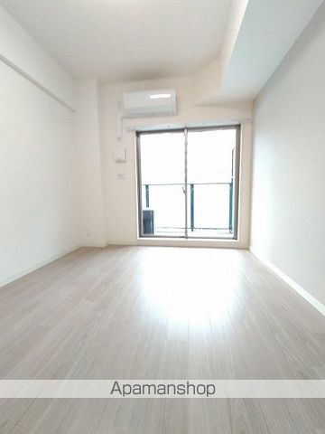 PRESSANCE西中島南方セレストの内装写真