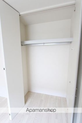 シャーメゾン伏石町[2LDK/59.55m2]の収納