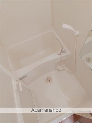 和歌山県和歌山市小松原５丁目[1K/21.66m2]のバス