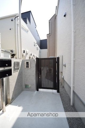 東京都中野区上高田２丁目[1DK/31.9m2]の外観5