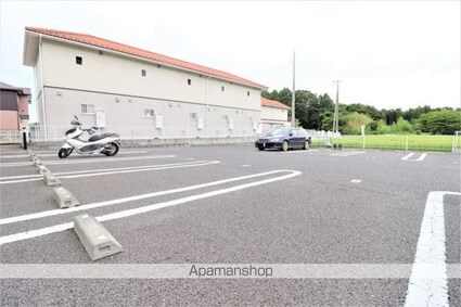 メゾン　ＳＭＩＬＥ　Ｖ[2LDK/56.77m2]の駐車場