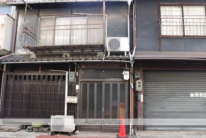 天満町貸家[5DK/62.8m2]の外観2