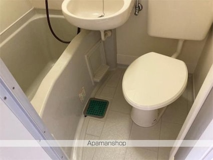 グランシャリオ新宿[1R/20m2]のバス