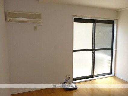 レオパレスＮＡＫＡＳＥ[2DK/46.37m2]のリビング・居間