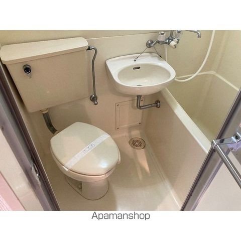 フローラルコートIIの内装写真