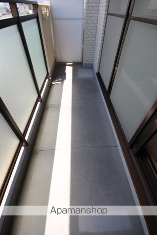 キャロル柴原の内装写真