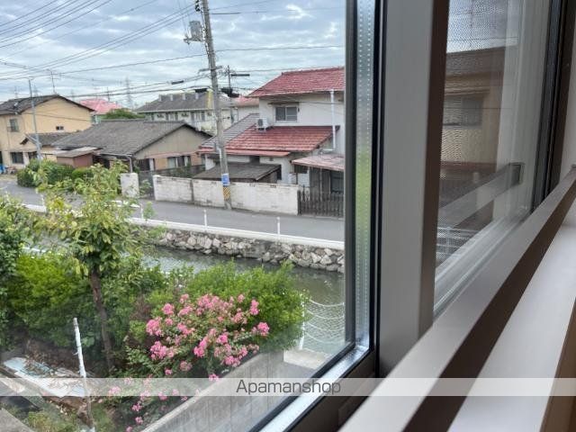 シャフルの内装写真