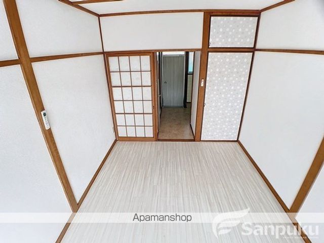 山越ハイツの内装写真