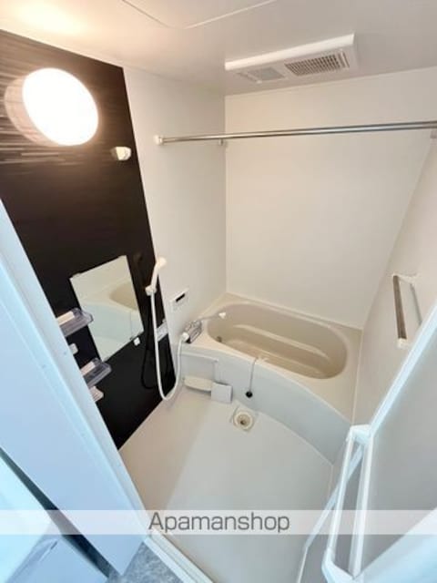 和歌山県和歌山市三葛[1K/19.87m2]のバス