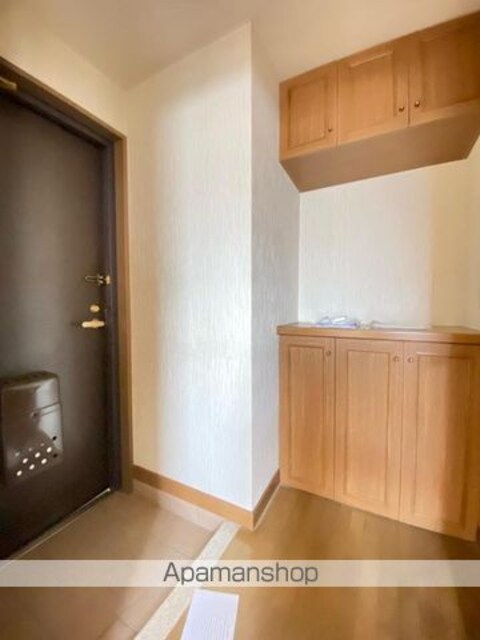 ダイアパレス中央町[1R/19.11m2]の玄関