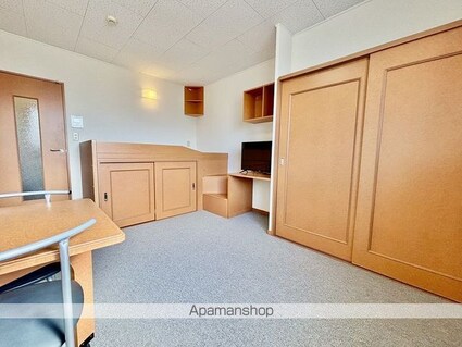 レオパレスコートフェリーク[1K/23.18m2]のリビング・居間3