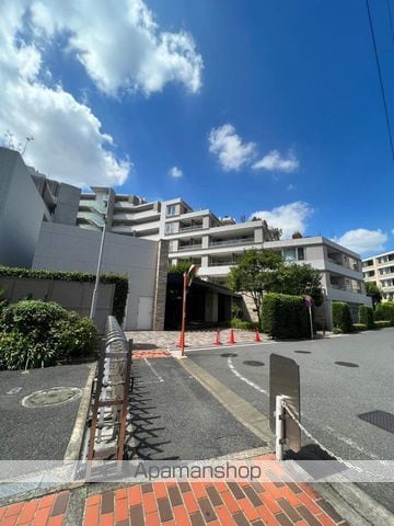 パークハウス東中野リヴゴーシュの外観写真