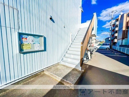 シティ森[2LDK/49.68m2]のエントランス3