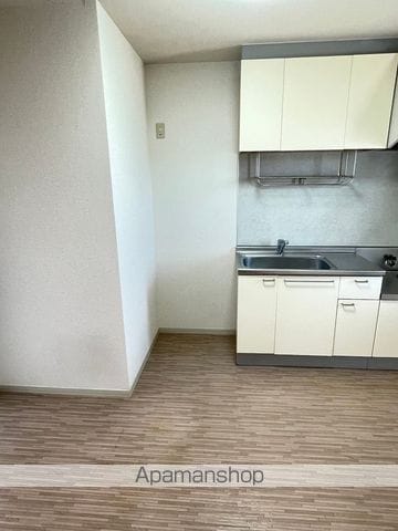 ルミエール宮の西の内装写真