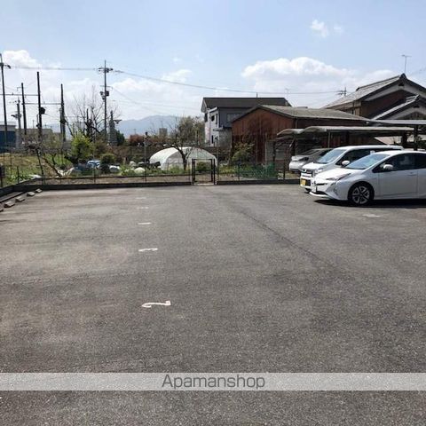 レオパレスステランテ[1K/23.18m2]の駐車場1