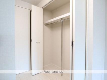 ロイヤルカーサ千種[1K/35.52m2]の収納