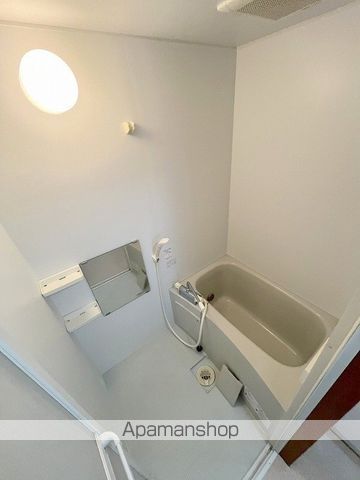 オーシャンハイツ五番館の内装写真