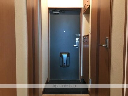 アウラ山手[1K/30m2]の玄関
