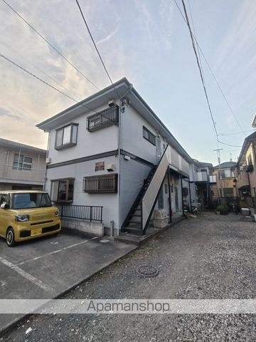 西川コーポの外観写真