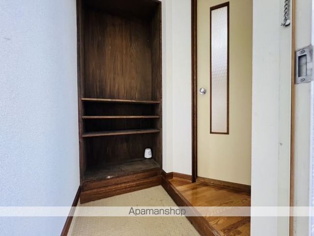 EAST VILLAGE APARTMENTの内装写真