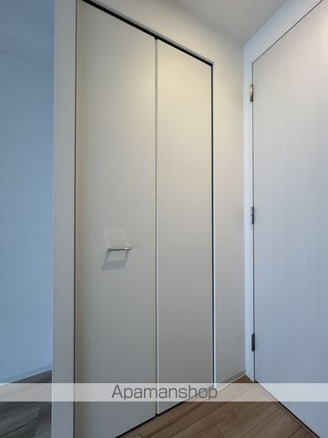 セレニテ堺筋本町リアンの内装写真