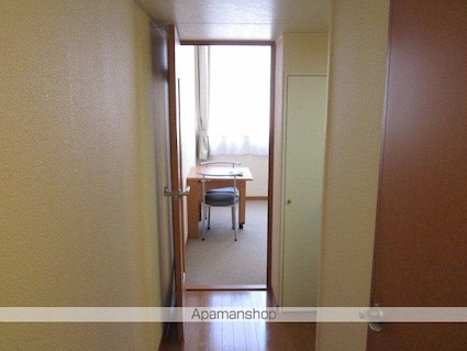 レオパレスステップｏｎｅ[1K/20.28m2]の玄関