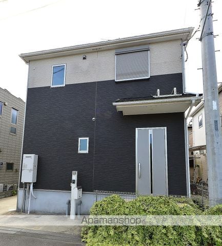 厚木市 2階建 築10年の外観写真