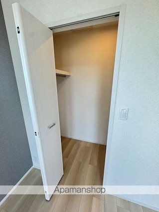 レガリア[1LDK/83.58m2]の収納