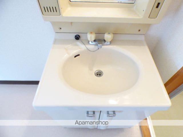 新屋敷ハイツの内装写真