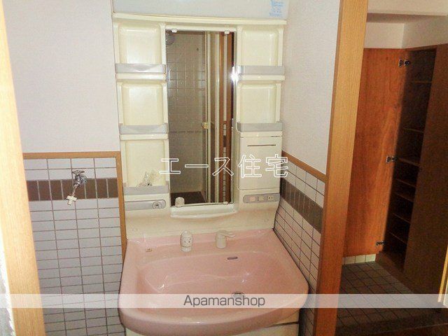 マルイカトレアの内装写真
