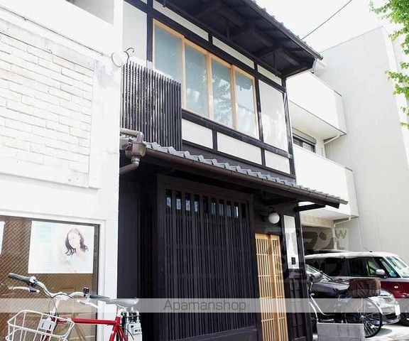 京福北野線 北野白梅町駅 徒歩5分 1階建 築92年の外観写真