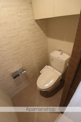 Ｓｈａｌｌｏｗ　Ｇａｒｄｅｎ　Ａ棟[2LDK/64.5m2]のトイレ