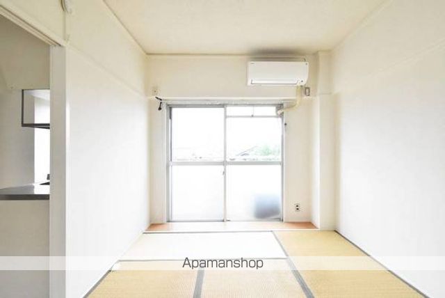 ビレッジハウス行松2号棟の内装写真