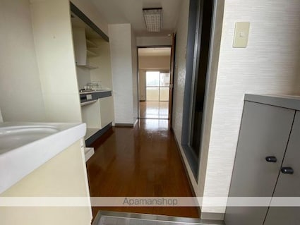 泉川マンション[1K/25.6m2]の玄関