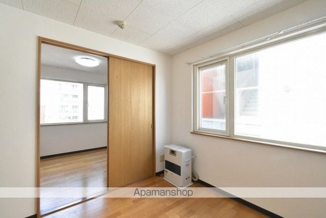 サンフラワ学園前の内装写真