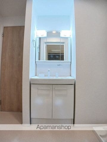 BANZO IIの内装写真