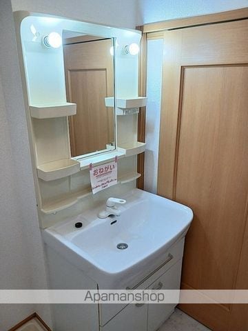 グラシオッソBの内装写真