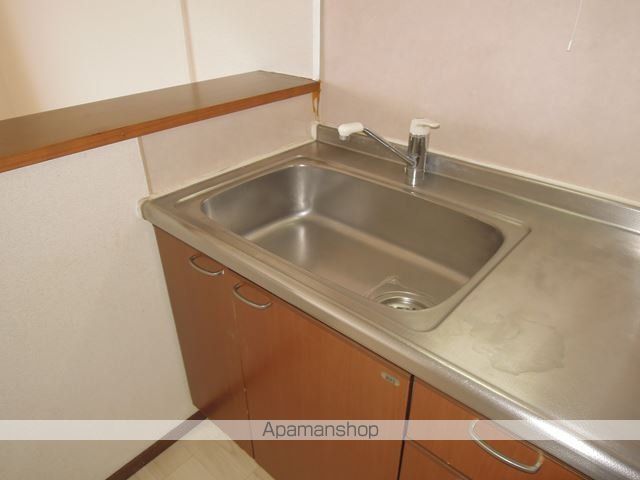 第一磯屋敷マンションの内装写真